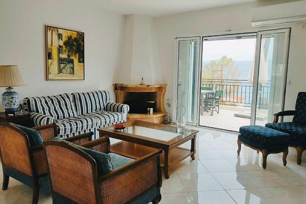 Peggy'S Lux Apartment Karavomylos Dış mekan fotoğraf